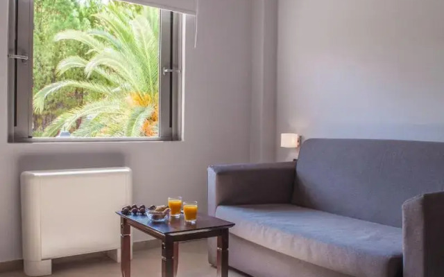 Anemos Rooms & Apartments