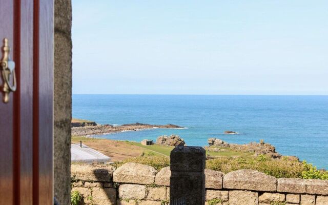 Porthmeor Beach House