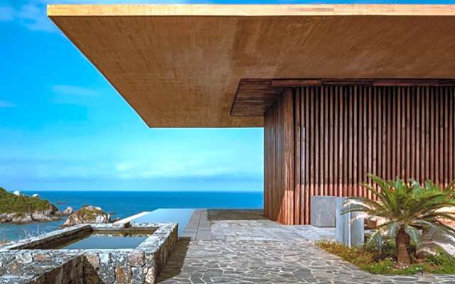 Four Seasons Resort Tamarindo