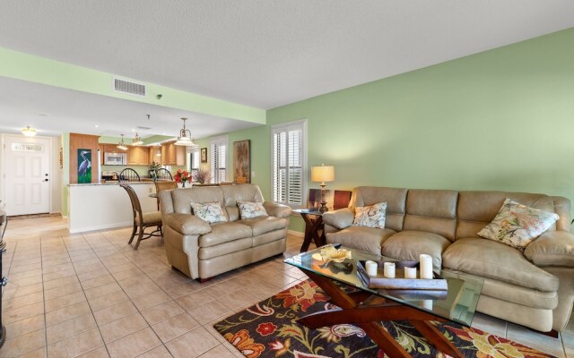 Reflections on the Gulf by Vtrips