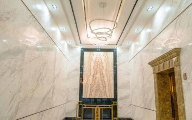 Luoding Star Hotel