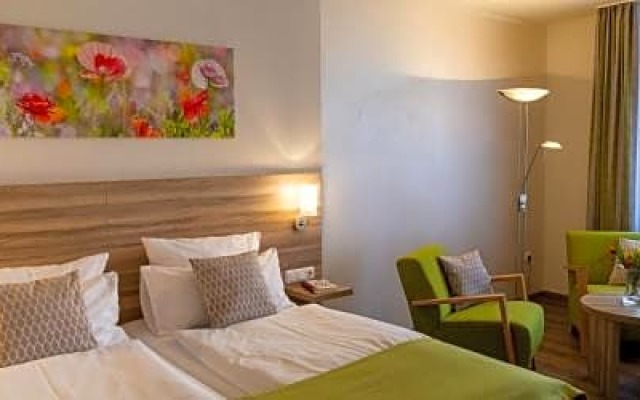 Landgasthof May Hotel