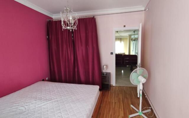 Xanthi's Central Apartment