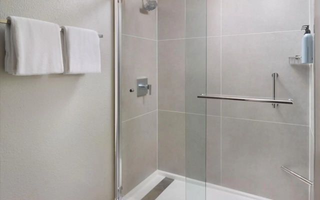 Courtyard by Marriott - Atlanta Executive Park/Emory