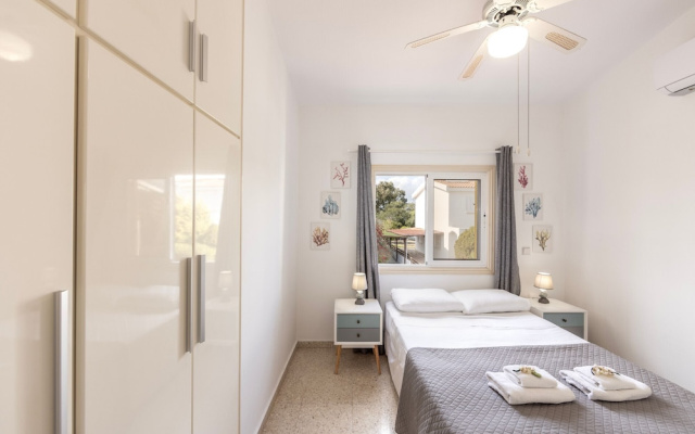 Ayia Thekla Sea Breeze Villa