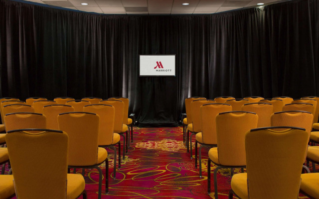 Falls Church Marriott Fairview Park