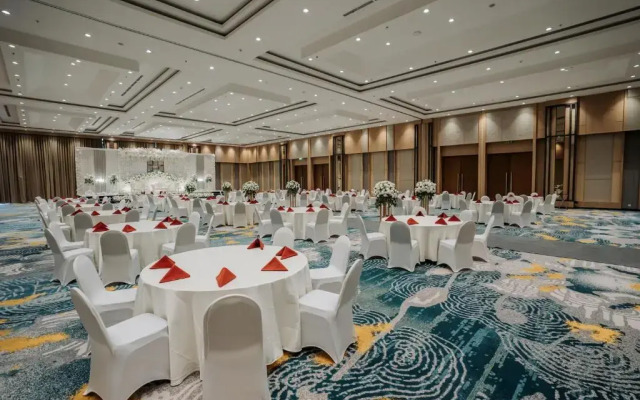 Luwansa Hotel & Convention Center Manado