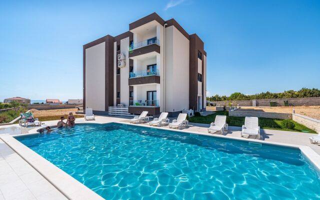 Deluxe Villa Laura With Pool Studio 1b