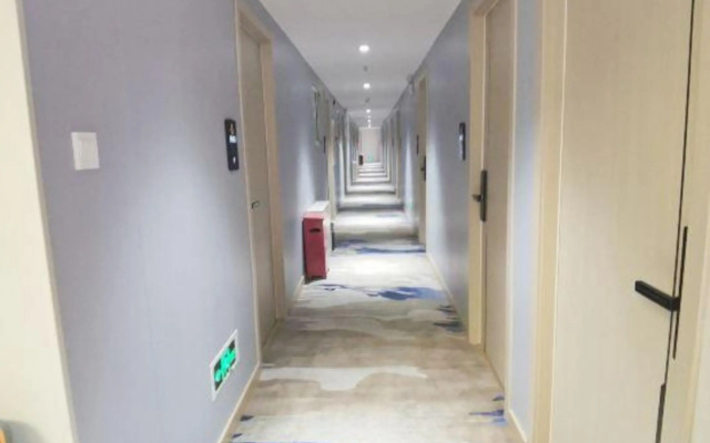 100 Inn Hotel (Gucheng Subway Station)