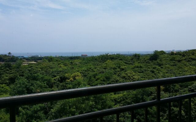 Jun House - Hostel