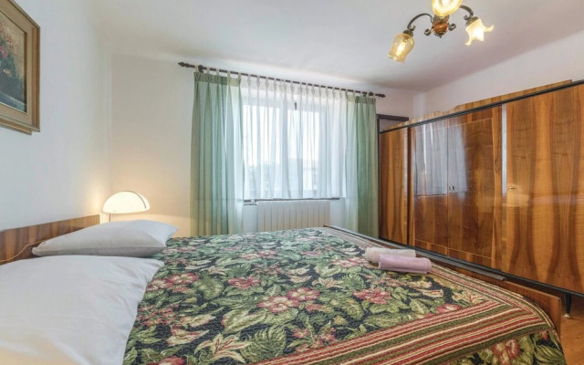 Stunning Home in Manjadvorci With Wifi and 3 Bedrooms