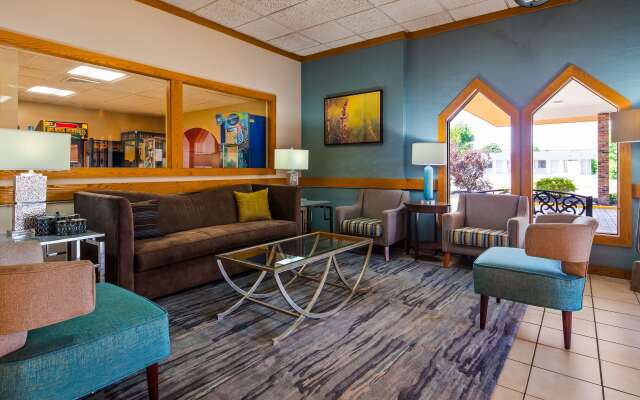 Best Western Woodhaven Inn