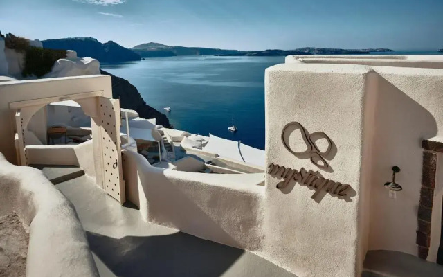 Mystique, a Luxury Collection Hotel, Santorini