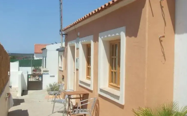 Tonel Cottage