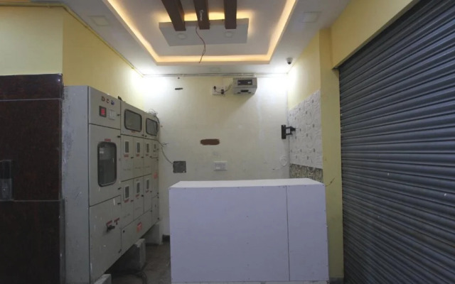 Manikya Residency By OYO Rooms