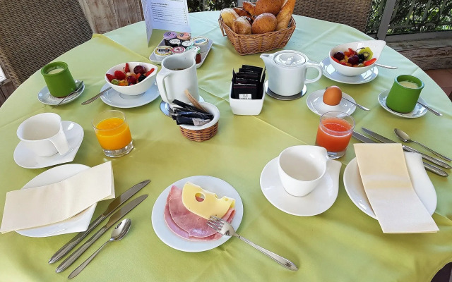 Private Hotel - Adults Only