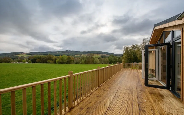 Scenic 2 Bedroom Karelia Lodge
