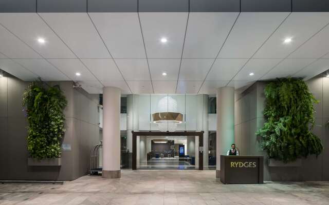 Rydges South Bank