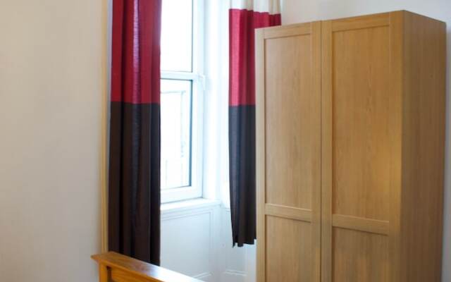1 Bedroom Apartment in Newington