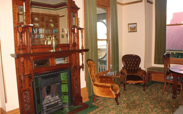 Turret House