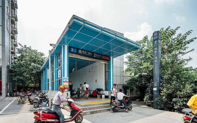 Changsha Furong·Changsha Railway Station· Locals Apartment 00159160