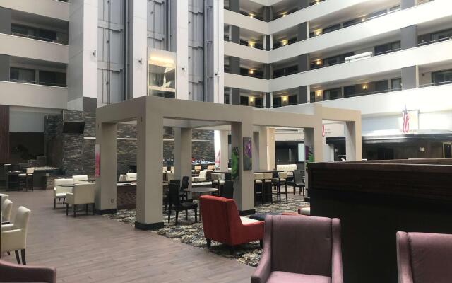 Embassy Suites Detroit - Southfield