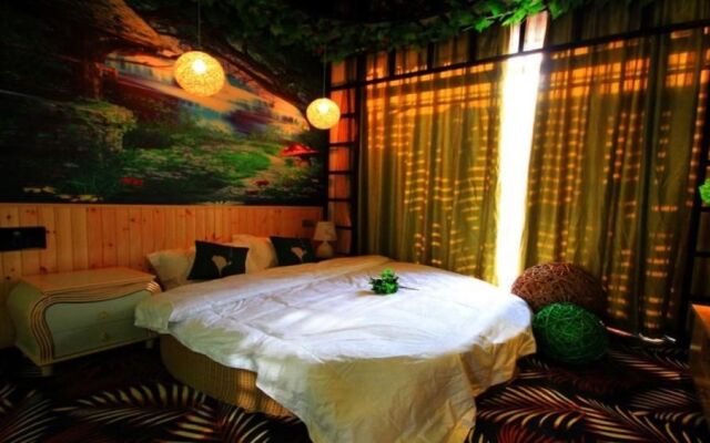 Meigui Zhiyue Theme Hotel