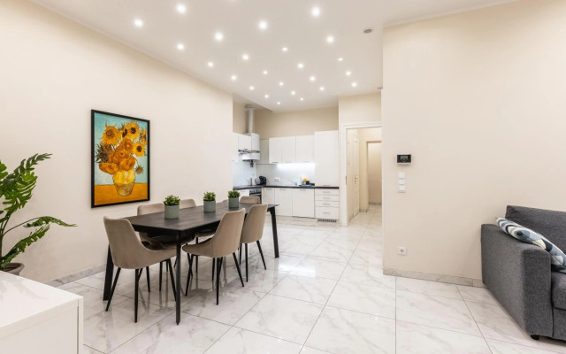 Spacious 2 bedroom apartment nearby center