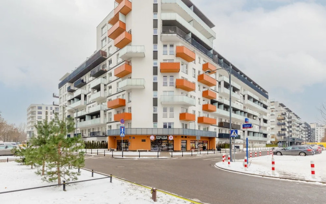 Loft Apartment With Parking by Renters