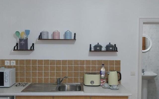 Lovely Studio in Strinilas With its own Pool