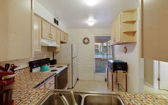 Sitting Pretty 2 BR by Casago