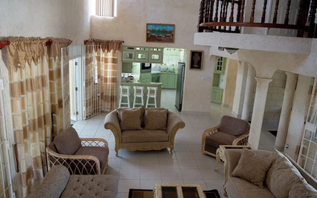 Marzalea 3 bd Villa by Zenbreak