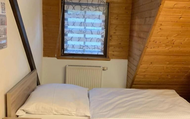 AB Apartment Objekt 122 - Hostel