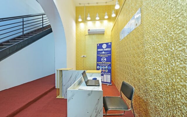 SPOT ON 90850 Ehsan Travels Home  Kl