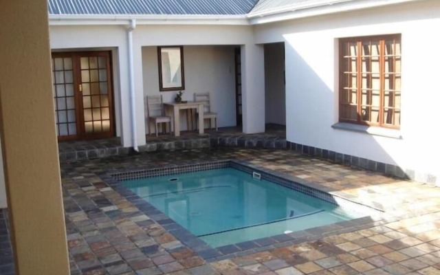 Baleia Guest Lodge Bed & Breakfast