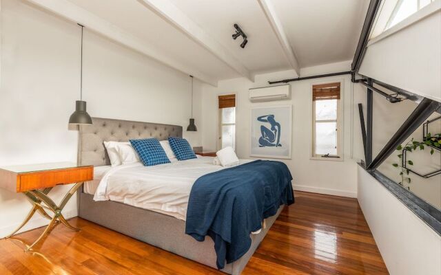 StayCentral - Fitzroy Converted Warehouse Penthouse