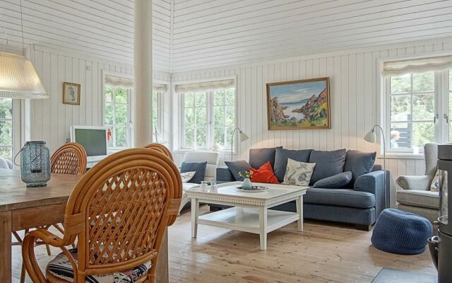 6 Person Holiday Home in Nexo