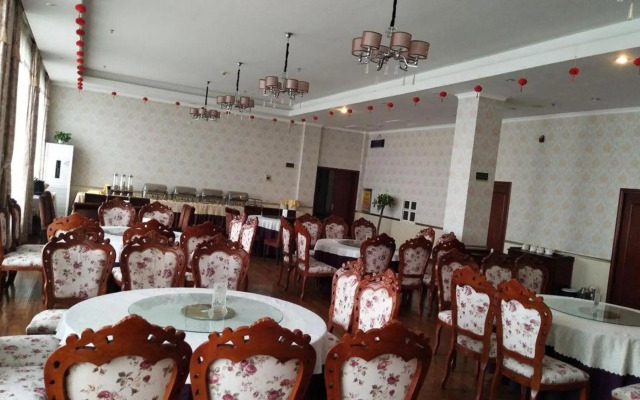 Swan Lake Hotel