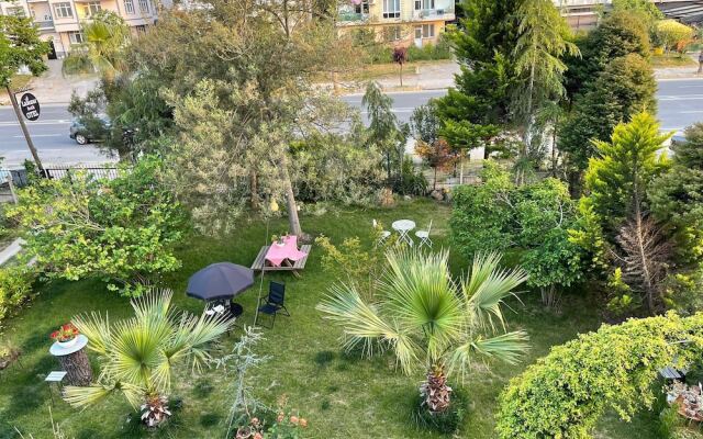 Lalezar Sea & Garden Hotel