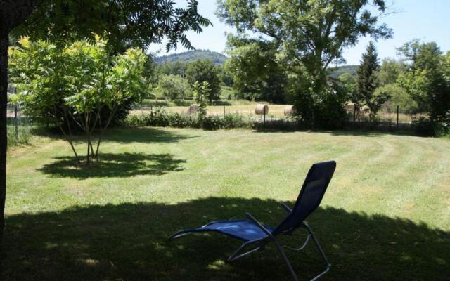 Gîte Granges-Aumontzey-Aumontzey, 4 pièces, 6 personnes - FR-1-589-23