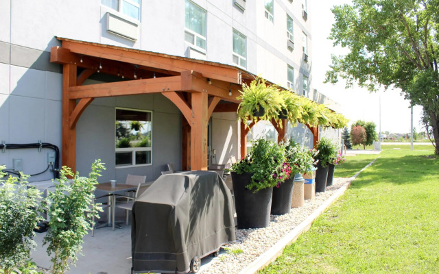 Super 8 by Wyndham Winnipeg East MB