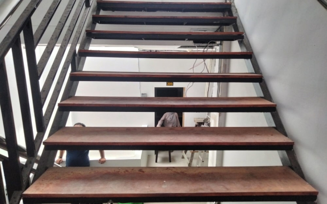 OYO Life 93054 Th Residence 135 Syariah