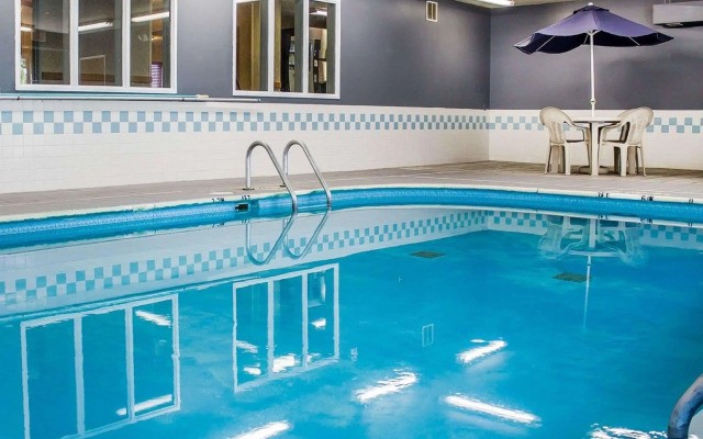 Quality Inn & Suites Sturgeon Bay