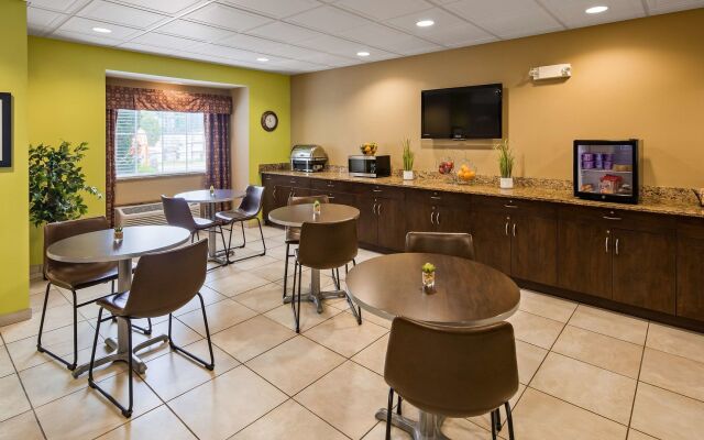 SureStay Plus Hotel by Best Western Buckhannon