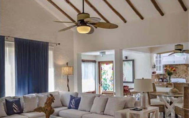 Caribe TRES Villa by ChezPlaya