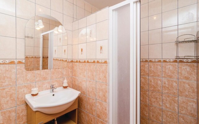Nice Home in Orasac With Wifi and 6 Bedrooms