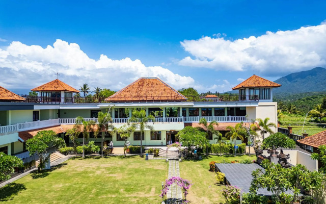 Taman Surgawi Resort & Spa