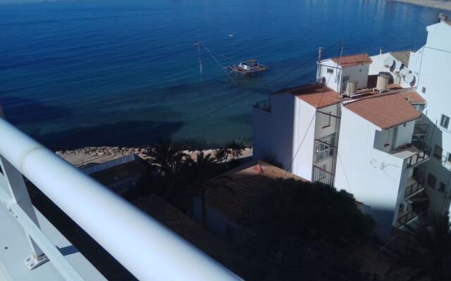 Apartment 1 bedroom 90m Levante Beach