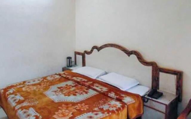 1 BR Guest house in Katra (A8FE), by GuestHouser