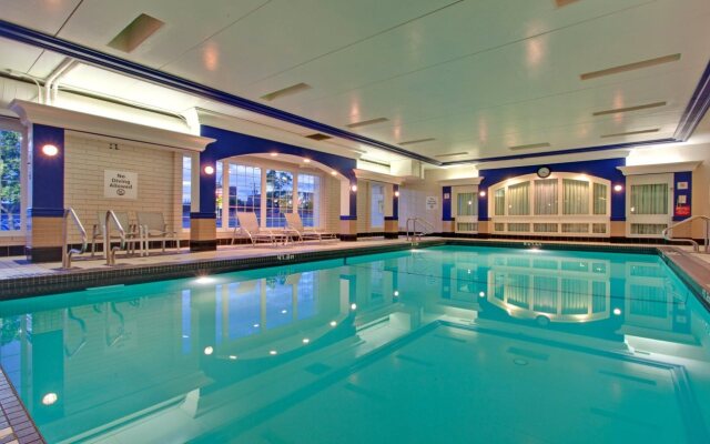 Amenida Residences Calgary